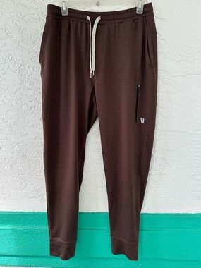 Vuori Men’s Sunday Performance Brown Joggers Medium